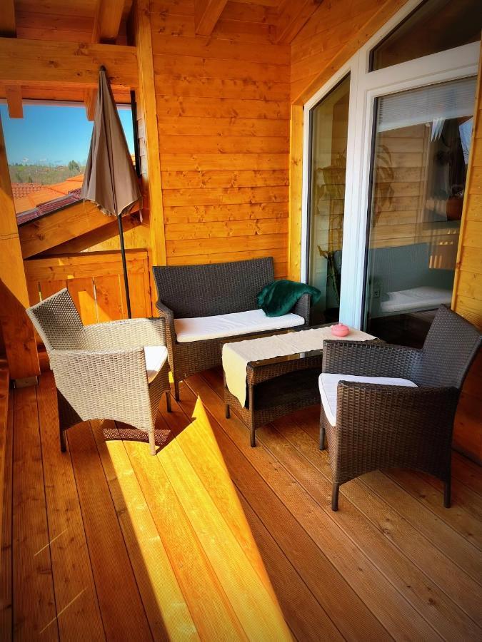 2023 NEU erbaute Ferienwohnung Lory mit Schlossblick in ruhiger Lage Halblech Exterior foto
