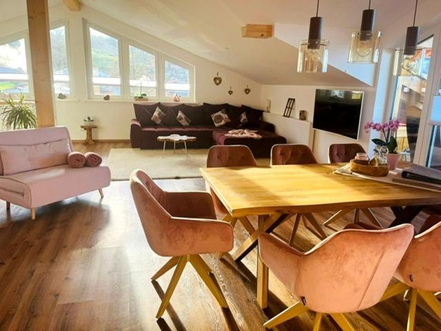 2023 NEU erbaute Ferienwohnung Lory mit Schlossblick in ruhiger Lage Halblech Exterior foto